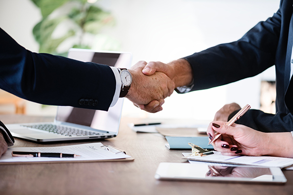 Two businessmen Shaking hands